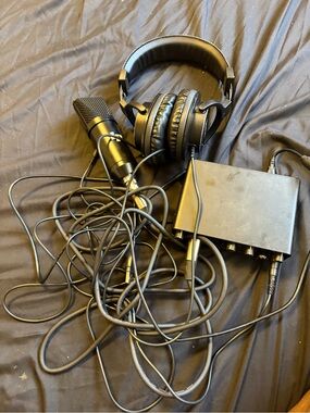 Black Over-Ear Headphones with Condenser Microphone and Audio Interface